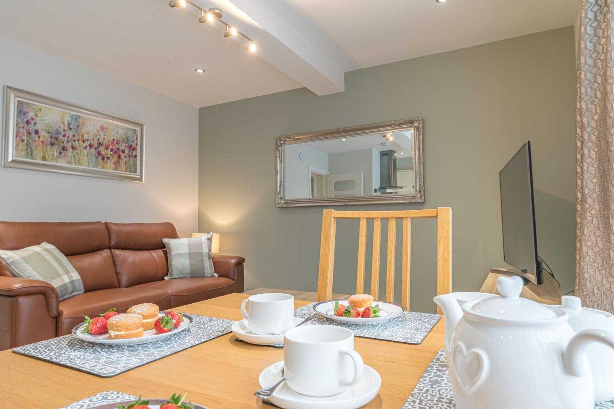 Abbey Apartments Modern Aparthotel For Tourists & Professionals Barrow-in-Furness Esterno foto